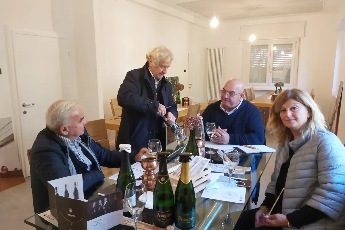 Cantina Pedrotti l'assaggio degli spumanti Pedrotti Spumanti, 120 anni di storia  e di amore per il vino in Vallagarina